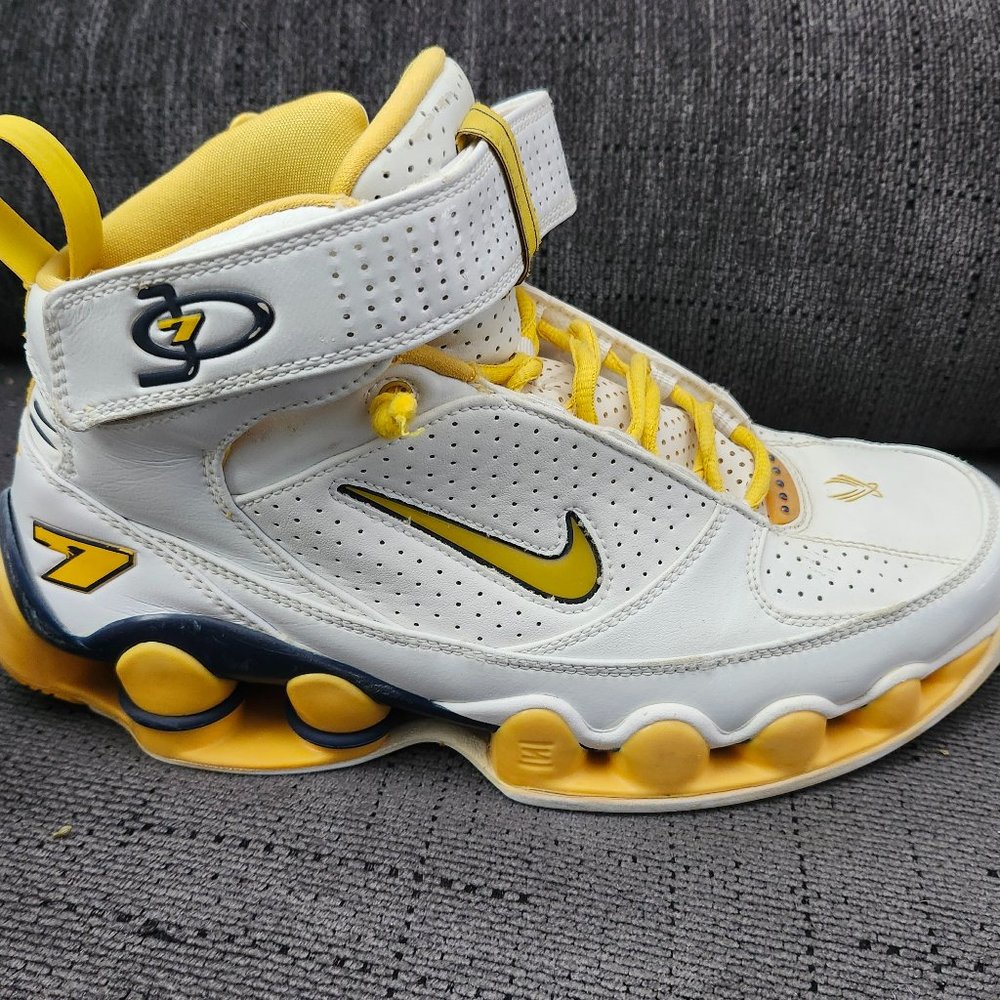 NIKE JERMANE ONEIL VINTAGE 2005 SNEAKERS